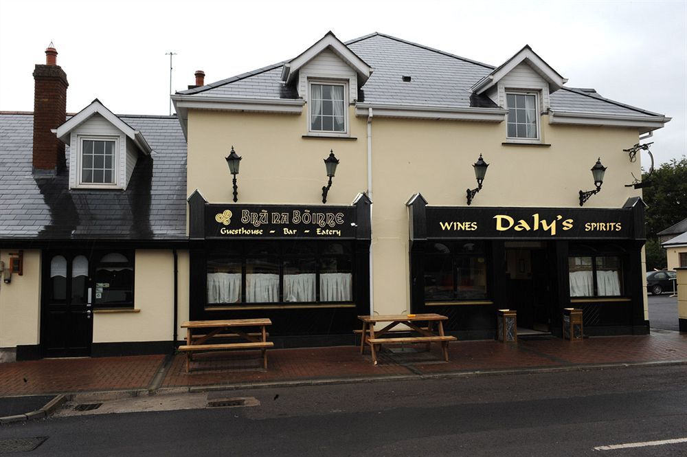 Dalys Inn Donore  Exteriör bild